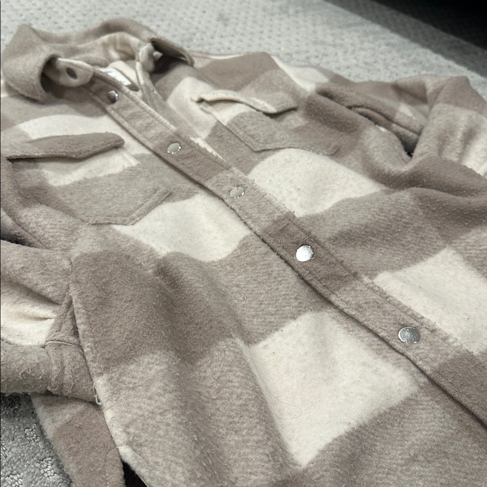 Abercrombie & Fitch Plaid Shirt Jacket - Picture 6 of 8